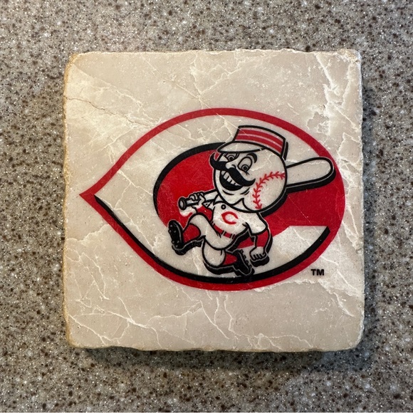 Cincinnati Reds Coasters, Set of 4 - Picture 5 of 6
